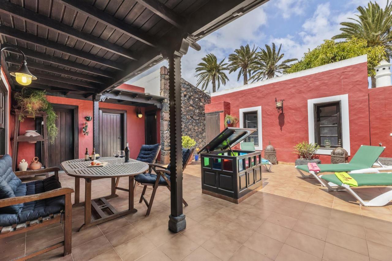 Villa Haria Lux By Escapehome Bagian luar foto