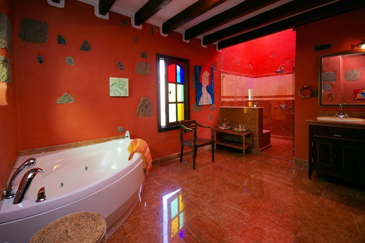 Villa Haria Lux By Escapehome Bagian luar foto