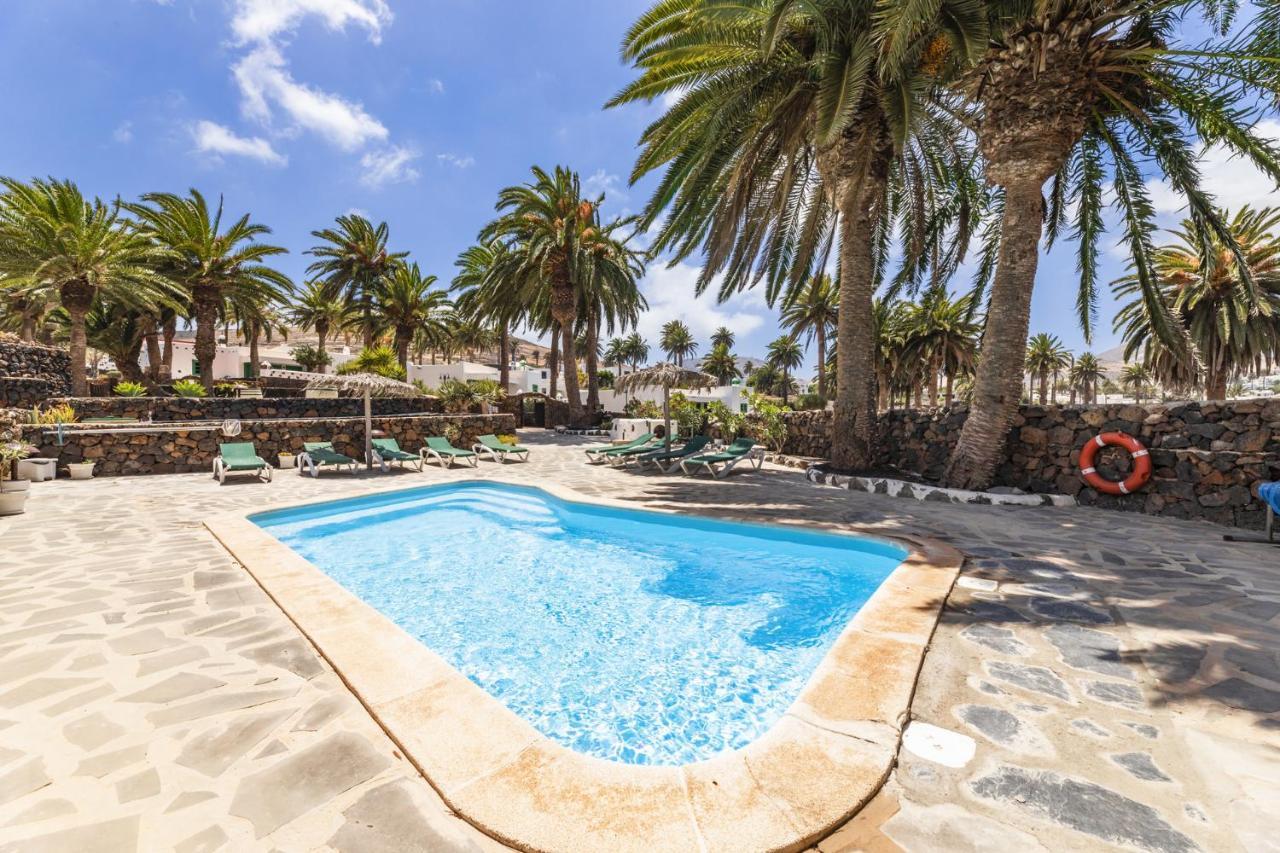 Villa Haria Lux By Escapehome Bagian luar foto